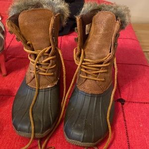 Sperry winter boots